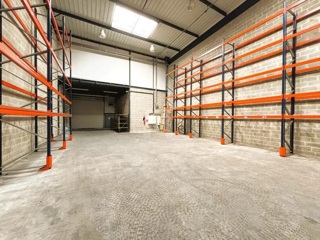 Local d’activités dans Villebon-sur-Yvette à louer Photo intérieure– Image 1 sur 10