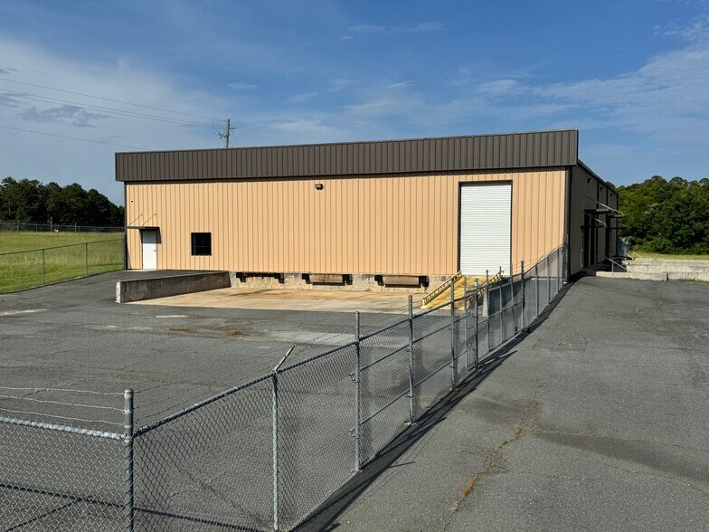 628 Industrial Park Rd, Roberta, GA à vendre - Photo principale – Image 1 sur 27