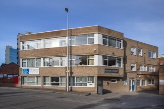 Plus de détails pour Manor House Dr, Coventry - Coworking à louer