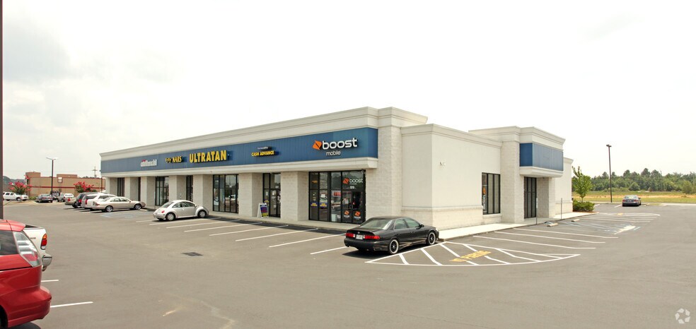 521 Bypass 72 NW, Greenwood, SC à louer - Photo principale – Image 1 sur 15