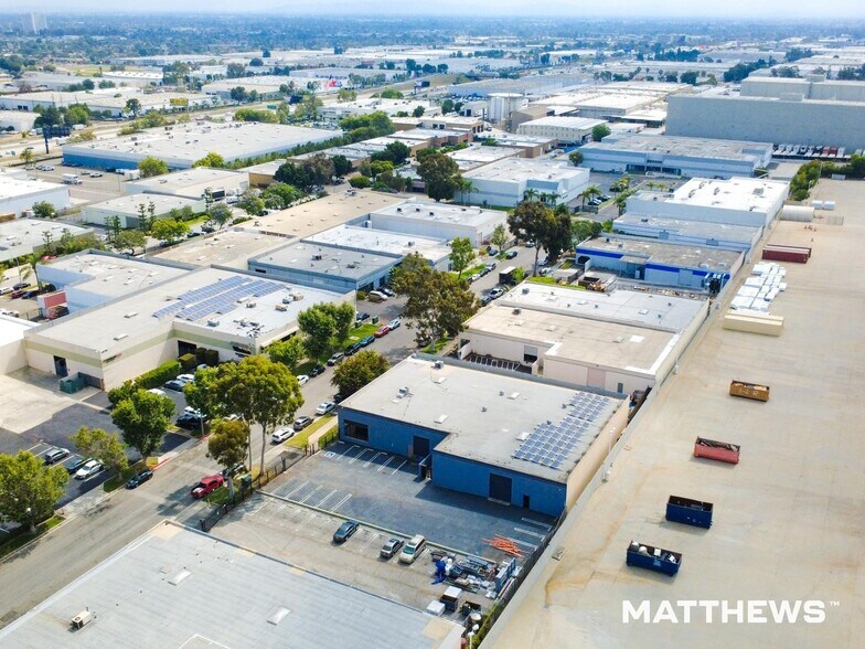 1512 Kona Dr, Compton, CA à louer - Photo de l’immeuble – Image 2 sur 5