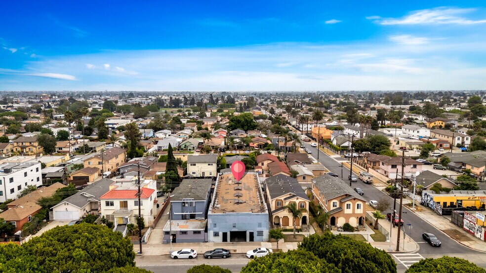 8938 S Vermont Ave, Los Angeles, CA à vendre - Photo de l’immeuble – Image 3 sur 7