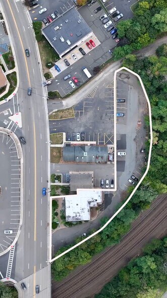 24 Wyckoff Ave, Waldwick, NJ à vendre - Vidéo sur l’annonce professionnelle – Image 2 sur 50