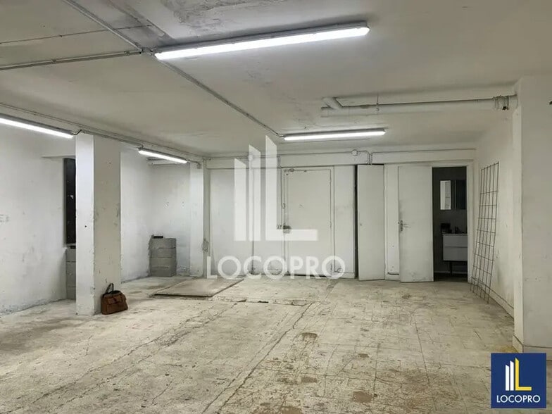 Immeuble residentiel dans Nice à vendre - Photo intérieure – Image 3 sur 4