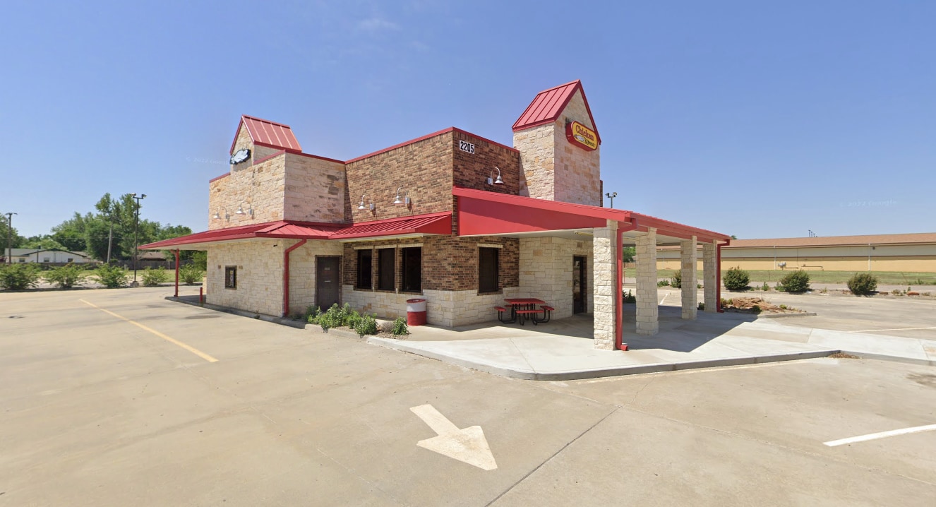 2205 Oklahoma Ave, Woodward, OK à vendre Photo de l’immeuble– Image 1 sur 2