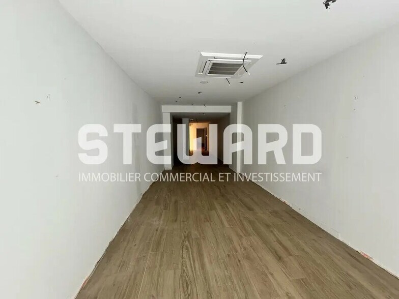 Local commercial dans Lille à louer - Photo de l’immeuble – Image 2 sur 15