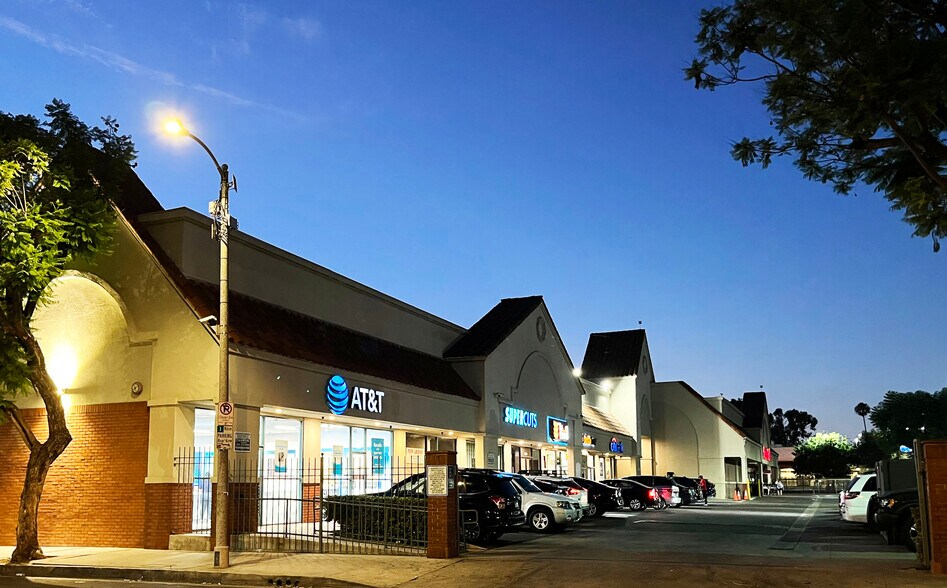 3607-3629 S Vermont Ave, Los Angeles, CA à louer - Photo de l’immeuble – Image 3 sur 17