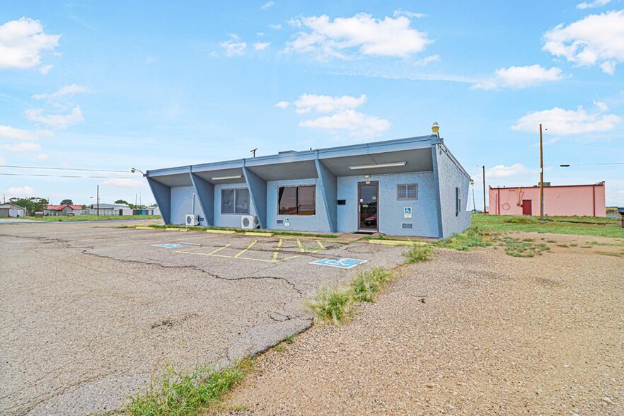 406 S Jackson Ave, Odessa, TX à louer - Photo principale – Image 1 sur 10