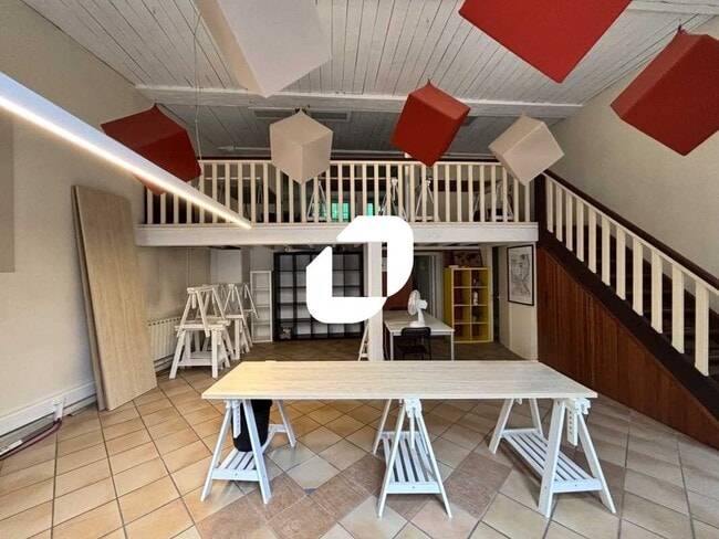 Plus de détails pour Bureau à louer