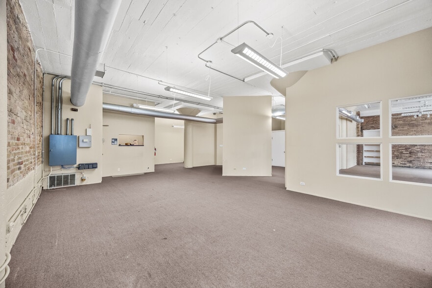 222 W Ontario St, Chicago, IL à louer - Photo intérieure – Image 3 sur 32