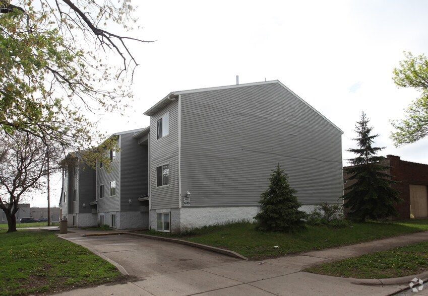 315 Buchanan St NE, Minneapolis, MN à vendre - Photo de l’immeuble – Image 2 sur 2