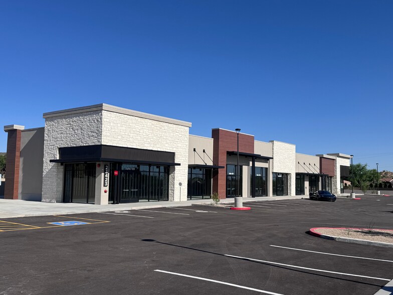 23423 N 67th Ave, Glendale, AZ à louer - Photo de l’immeuble – Image 1 sur 4