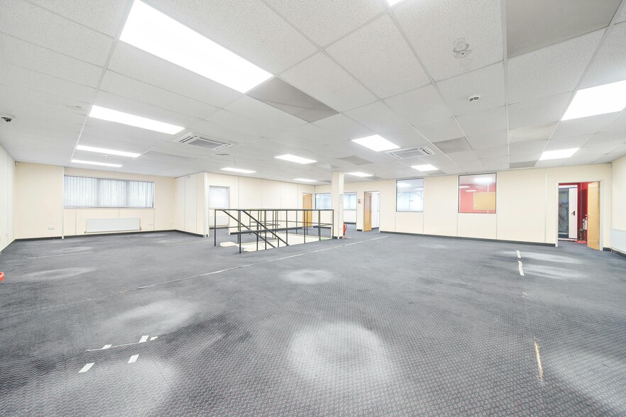 30 Kangley Bridge Rd, Londres à vendre - Photo de l’immeuble – Image 3 sur 28