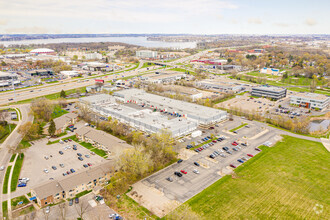 151-199 E Badger Rd, Madison, WI - VUE AÉRIENNE  vue de carte - Image1