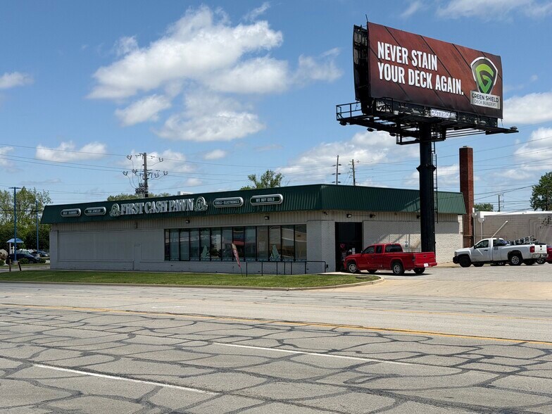 3300 Madison Ave, Indianapolis, IN à vendre - Photo de l’immeuble – Image 1 sur 7