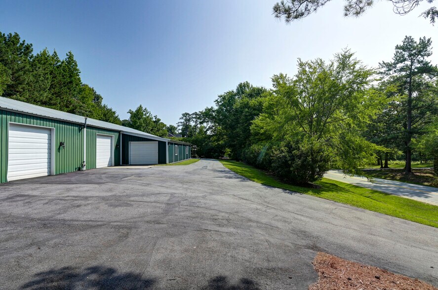 1901 Hollingshed Rd, Irmo, SC à vendre - Photo de l’immeuble – Image 3 sur 36