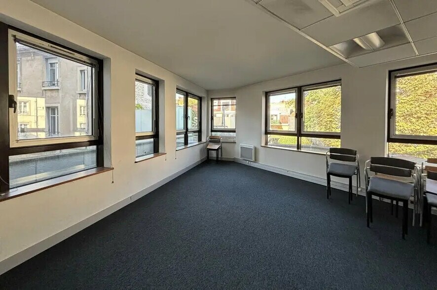 14 Rue Du Chapeau Rouge, Dijon à louer - Photo intérieure – Image 3 sur 16