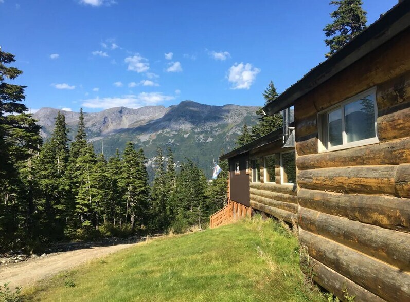 7000 Lutak Rd, Haines, AK à vendre - Photo de l’immeuble – Image 2 sur 10