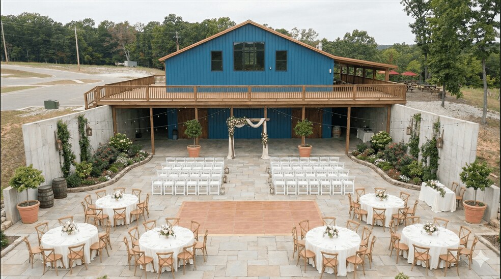 100 Grand Vintners Lane, Lake Ozark, MO à vendre - Photo de l’immeuble – Image 3 sur 42