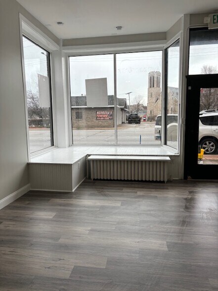 1828 Indianapolis Blvd, Whiting, IN à louer - Photo intérieure – Image 2 sur 17