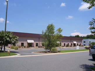 Plus de détails pour 4011-4015 Dearborn Pl, Concord, NC - Local d'activités à louer