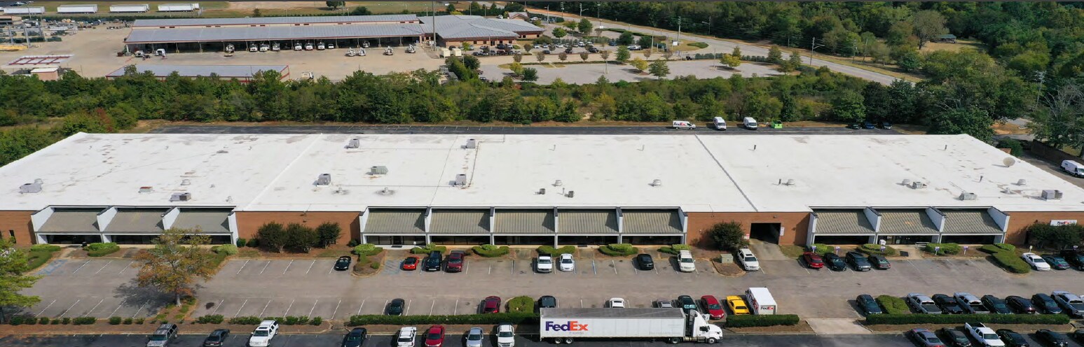 2770 Gunter Park Dr E, Montgomery, AL à louer Photo de l’immeuble– Image 1 sur 7