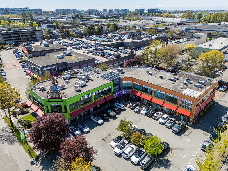 4231 Hazelbridge Way, Richmond, BC à vendre - Photo de l’immeuble – Image 2 sur 9