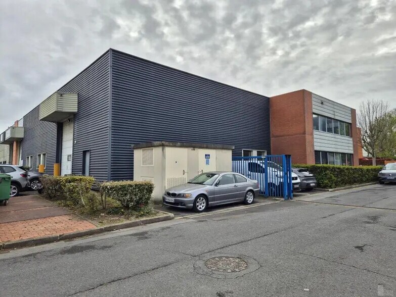 Industriel/Logistique dans Chelles à louer - Photo de l’immeuble – Image 1 sur 10
