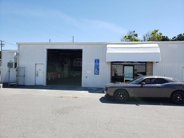 615 Emory St, San Jose, CA à vendre - Photo de l’immeuble – Image 2 sur 15