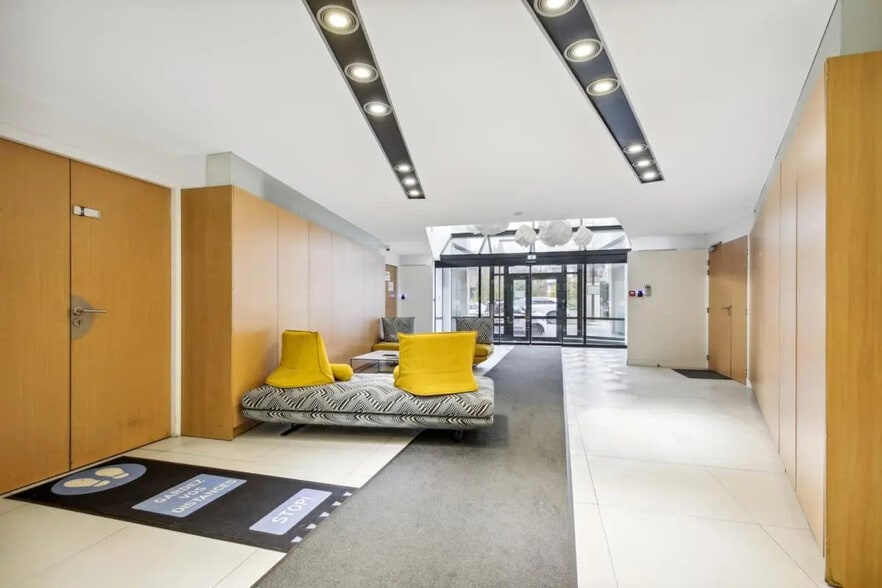 90-94 Rue De Villiers, Levallois-Perret à louer - Hall d’entrée – Image 2 sur 9