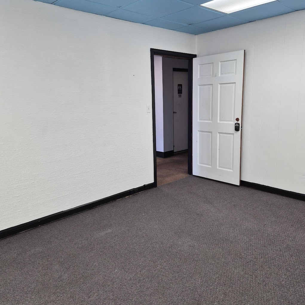 6022 Jefferson Ave, Newport News, VA à louer Photo intérieure– Image 1 sur 3