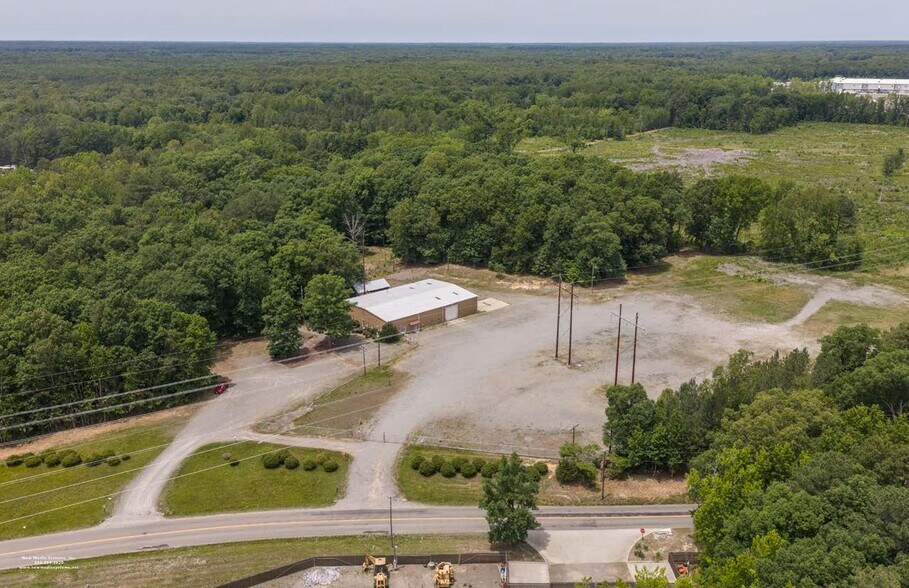 11006 Cobbs Rd, Glen Allen, VA à louer - Photo de l’immeuble – Image 2 sur 7