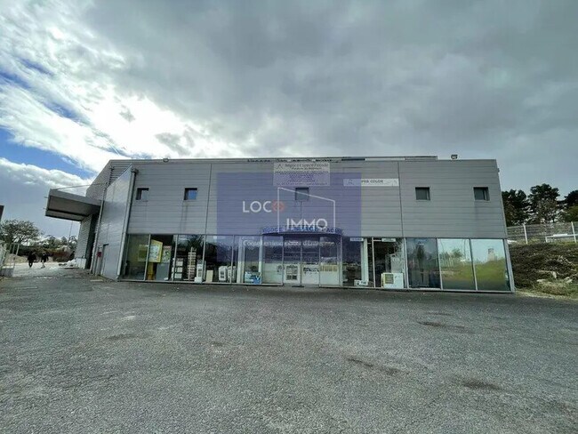 Plus de détails pour Industriel/Logistique à louer