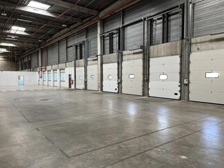 Plus de détails pour 25 Avenue Du Bois De La Pie, Tremblay-en-France - Bureau, Industriel/Logistique à louer