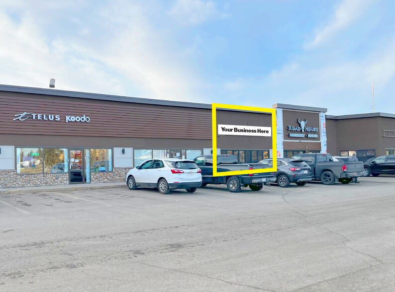 510 Hwy-1 Hwy, Strathmore, AB à louer - Photo de l’immeuble – Image 2 sur 12