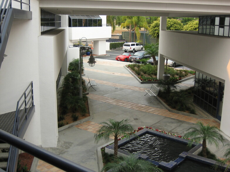 2790 Skypark Dr, Torrance, CA à louer - Photo de l’immeuble – Image 1 sur 1