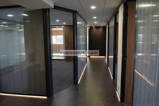 Plus de détails pour Bureau à louer