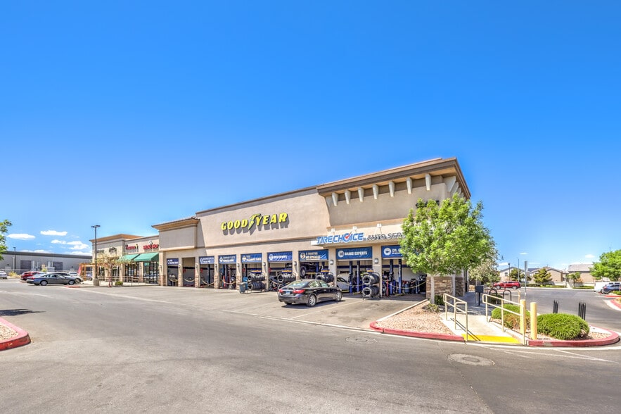 10445 Spencer St, Las Vegas, NV à vendre - Photo de l’immeuble – Image 1 sur 4