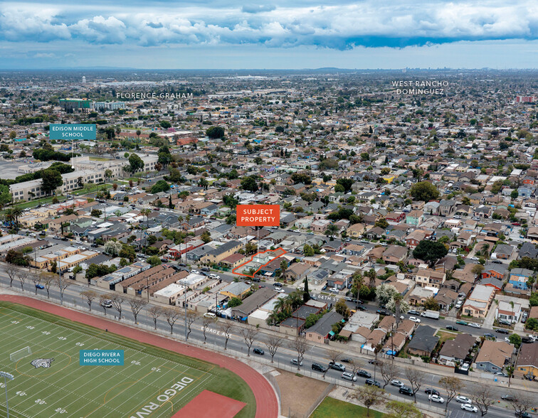 1166 E 64th St, Los Angeles, CA à vendre - Photo de l’immeuble – Image 3 sur 13