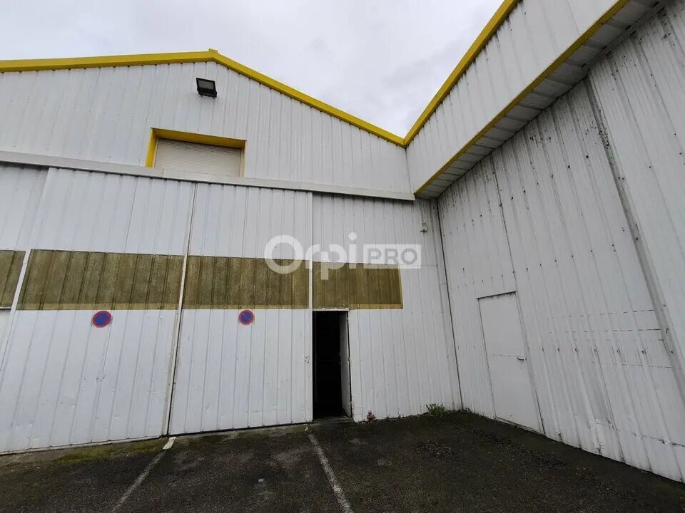 Industriel/Logistique dans Brive-la-Gaillarde à louer Photo de l’immeuble– Image 1 sur 7