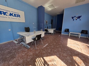 Bureaux/Local commercial dans Talavera de la Reina, Toledo à louer Photo intérieure– Image 1 sur 7