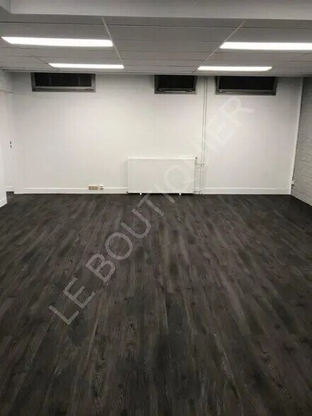 Local commercial dans Boulogne-Billancourt à louer - Photo de l’immeuble – Image 3 sur 5