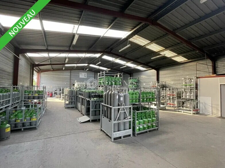 Local d'activités dans Cestas à vendre - Photo de l’immeuble – Image 2 sur 10