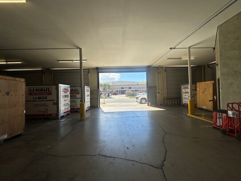 4428 Malaai St, Honolulu, HI à vendre - Photo de l’immeuble – Image 3 sur 7