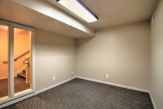 75 Manhattan Dr, Boulder, CO à louer Photo intérieure– Image 2 sur 3