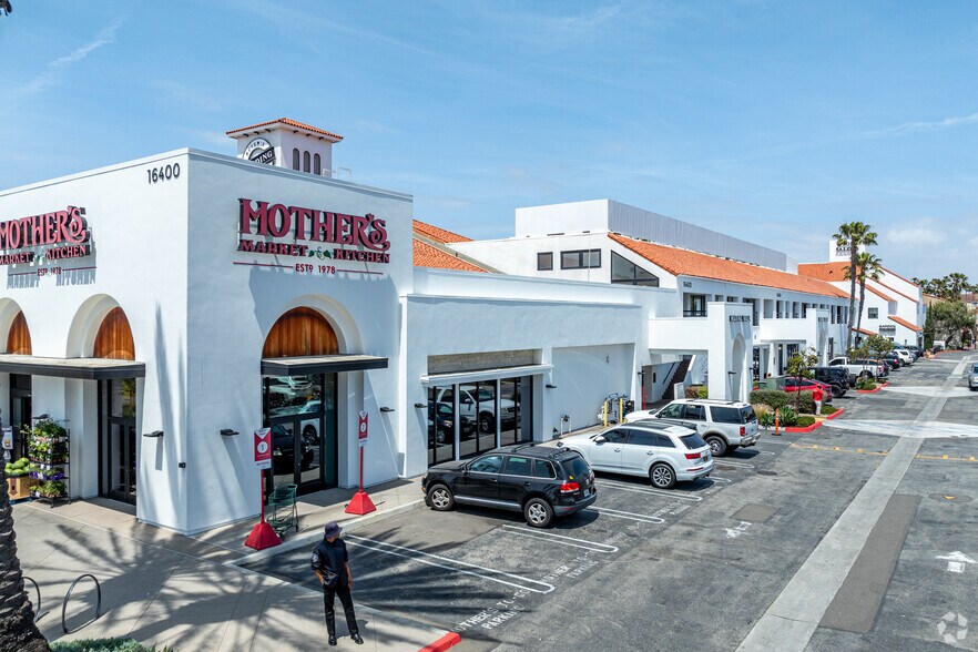 16390-16450 Pacific Coast Hwy, Huntington Beach, CA à vendre - Photo de l’immeuble – Image 3 sur 10