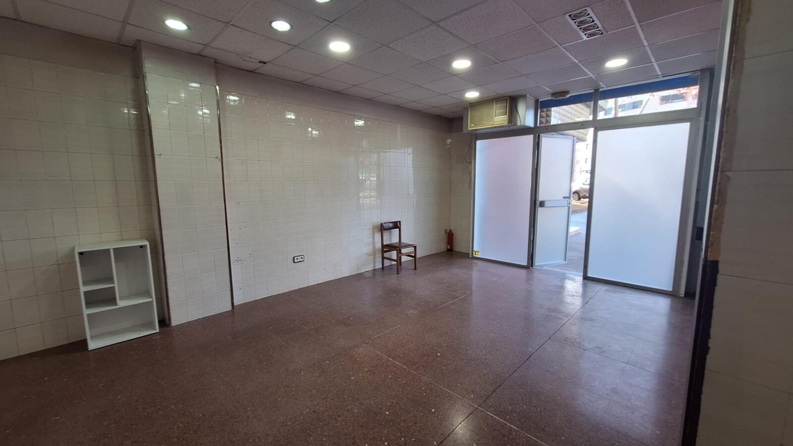 Sabadell, BAR 08203 - Lot Pta. 1 - - Photo intérieure - Image 2 of 5
