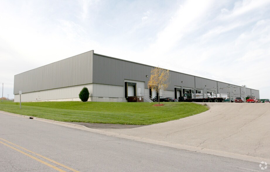 5969 Haase Rd, De Forest, WI à louer - Photo de l’immeuble – Image 2 sur 2