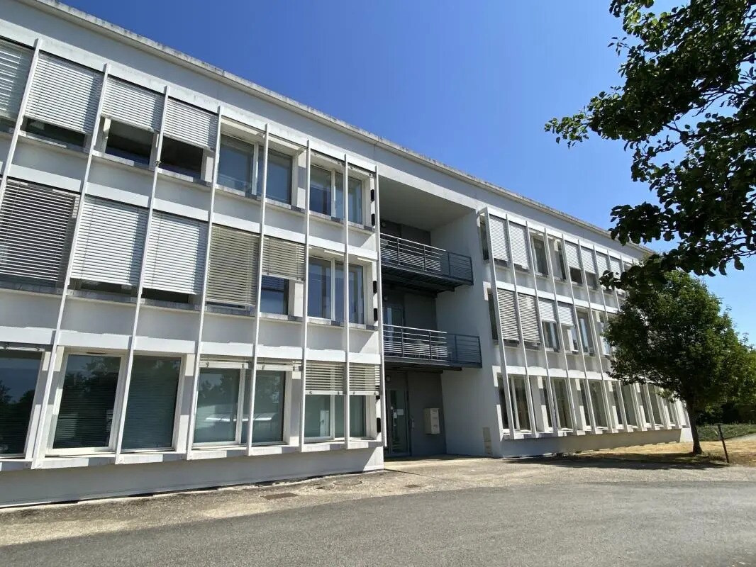 Bureau dans Rennes à louer Photo de l’immeuble– Image 1 sur 13