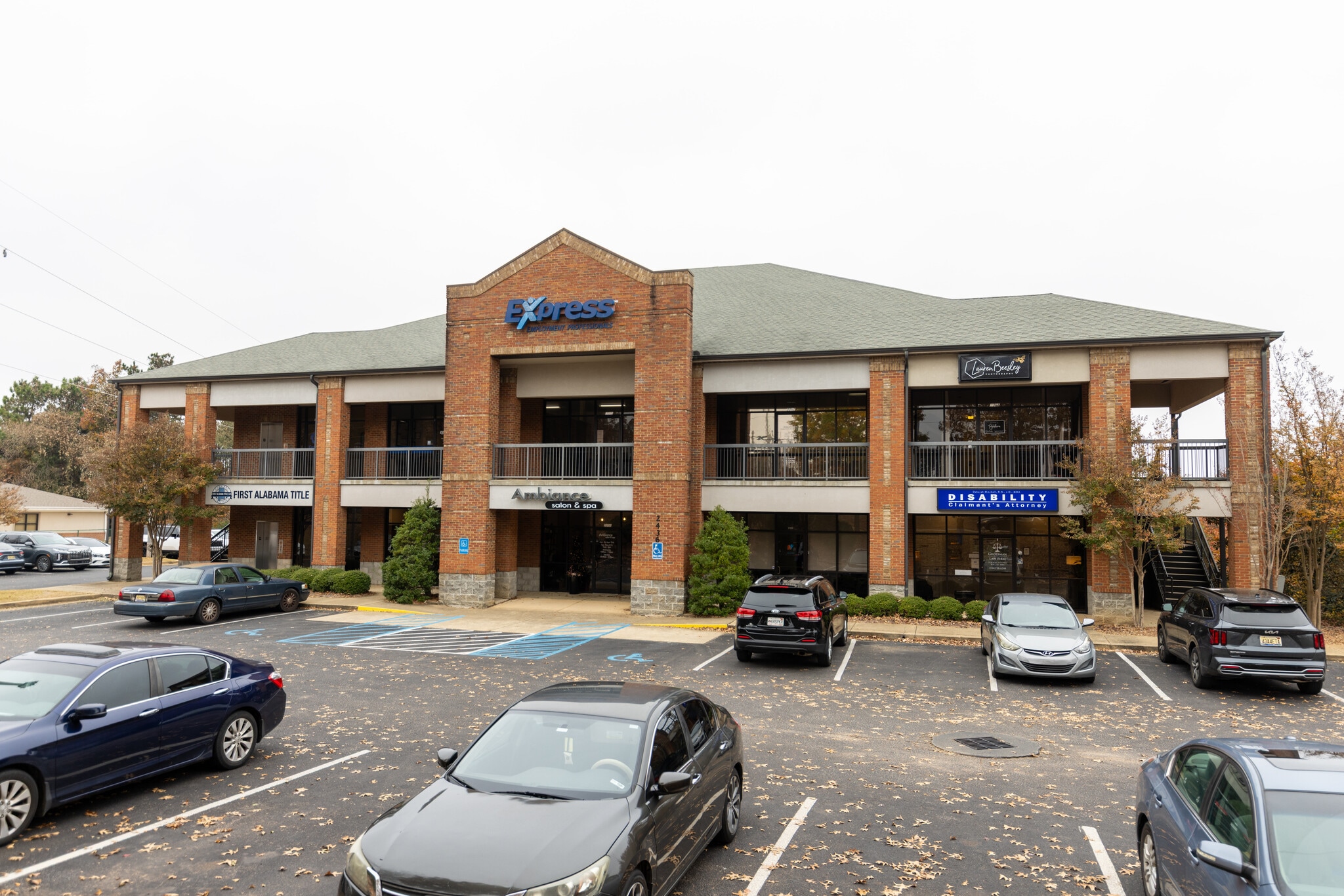 2436 E University Dr, Auburn, AL à louer Photo intérieure– Image 1 sur 21